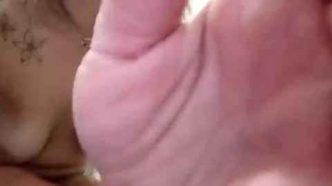 fngerlckingood online show from February 10, 3:31 am