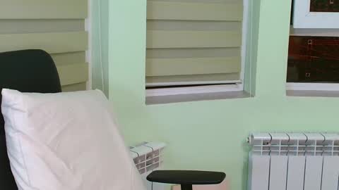 independent model online show from December 9, 11:56 pm