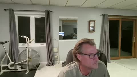 foodforcatfists online show from September 17, 2:26 am