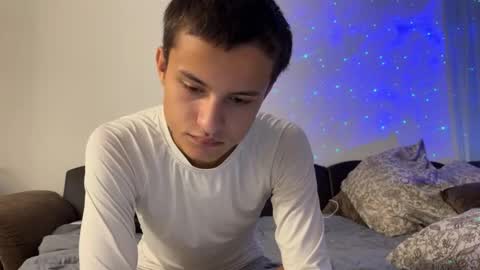 foooxxxi online show from September 26, 8:28 pm