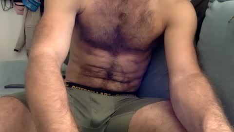 forestdweller22 online show from September 27, 9:23 pm