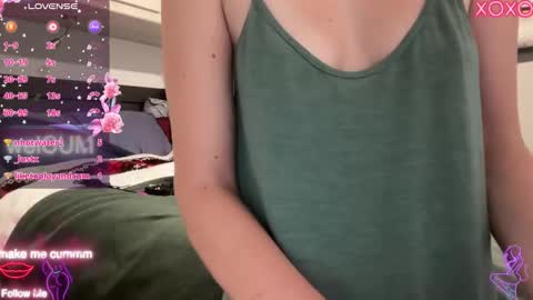 Elaine online show from March 10, 5:39 pm