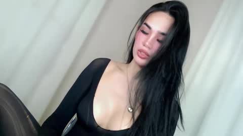 KHATRINA STACIE MARIE online show from March 26, 12:28 am