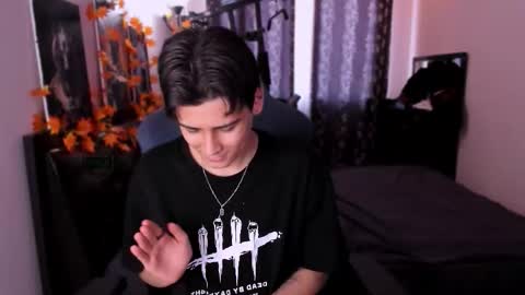 Foxicfu online show from November 14, 9:33 am