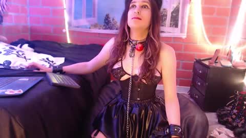 Snapshot of foxy_pet2 chatting on September 26, 3:36 am my name is Sofhia but you can call me any name you like Sir online show from September 26, 3:36 am