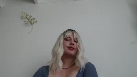 Francesca online show from February 18, 9:31 pm