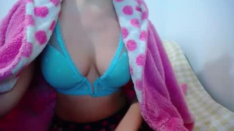 franceskcaa online show from March 20, 6:07 am