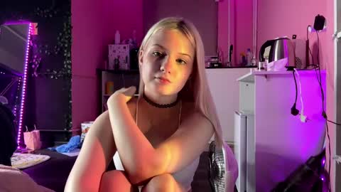 Liza online show from April 18, 8:09 pm