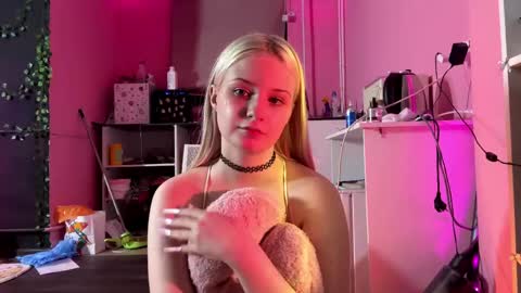 Liza online show from April 19, 8:00 pm