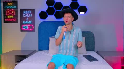 Franco online show from November 11, 9:06 pm