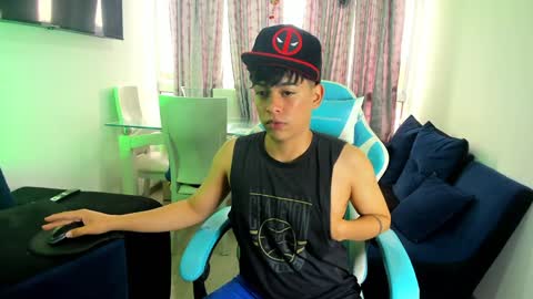 frank online show from February 4, 7:44 pm