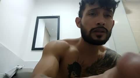 frankdanielsmolano online show from July 22, 3:41 am