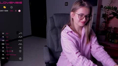 Snapshot of frannpalmer chatting on February 21, 5:09 pm Frann online show from February 21, 5:09 pm