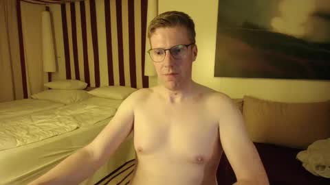 Fraxxy online show from May 20, 12:18 am
