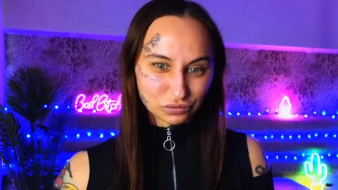 Freak online show from January 18, 10:17 am