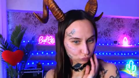 Freak online show from March 5, 9:27 am