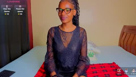 Nessa-Independent model online show from September 21, 7:40 pm