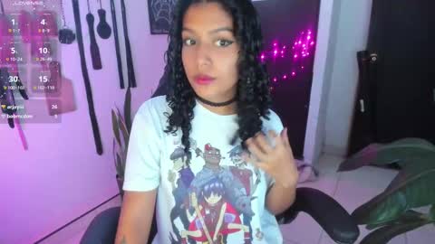 Lia Gomez online show from November 3, 10:33 pm