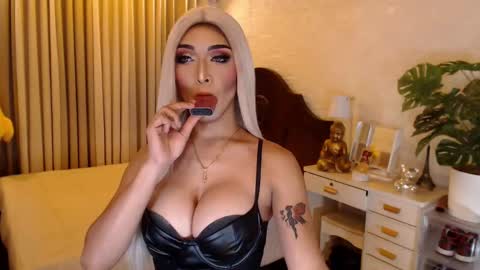 Maria online show from March 3, 11:56 pm