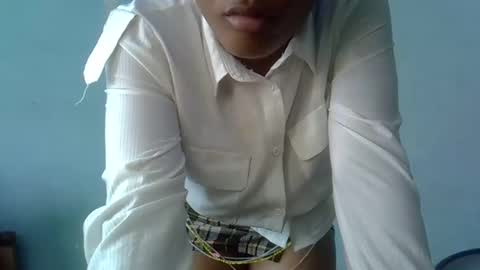 FreakyTrixie online show from April 11, 7:13 am