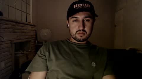 fred_555 online show from March 3, 9:00 am