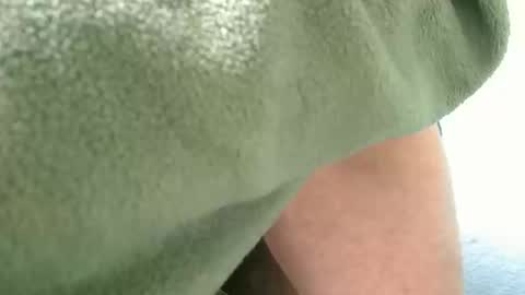 fredddy05 online show from April 10, 9:25 am