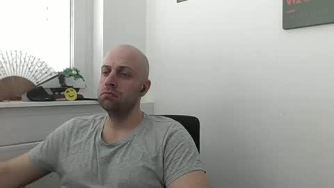 freddow online show from March 6, 10:09 am