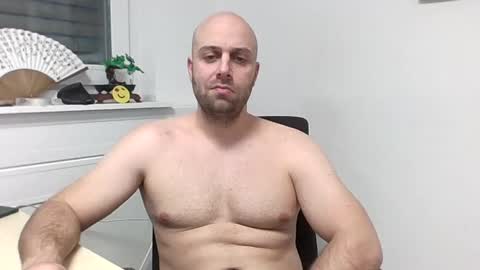 freddow online show from December 9, 2:49 pm