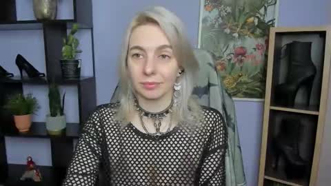 Anne online show from June 2, 6:26 am
