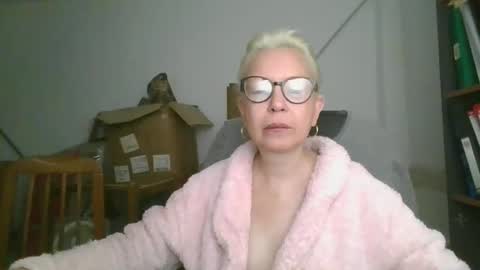 Diana online show from April 21, 3:57 am