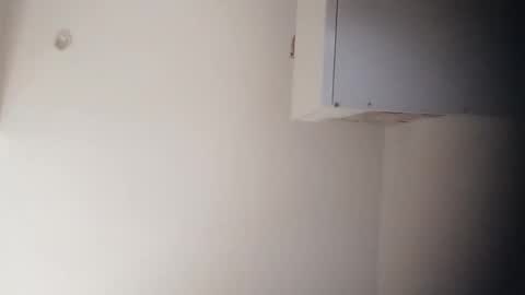 freeliv331874 online show from December 21, 9:59 am