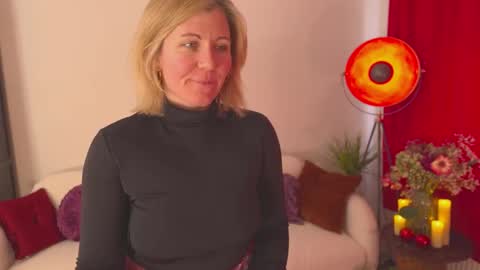 Louise or Lou 3 online show from February 27, 11:39 am