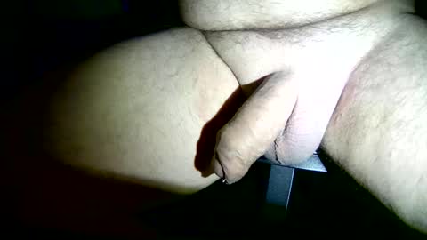 frenchdick1981 online show from May 18, 5:35 am