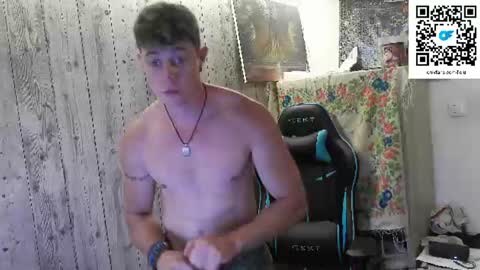 French Horny Bibs online show from July 28, 7:50 pm