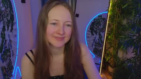 Freya online show from December 7, 4:09 pm