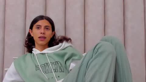 FREYA online show from October 23, 6:53 pm