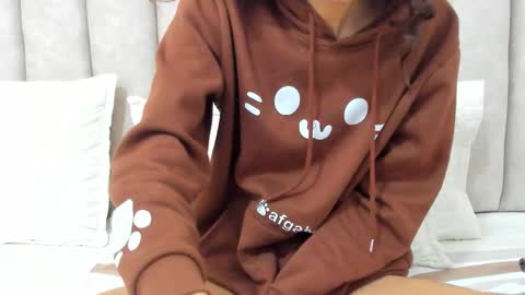 FreyaMoller  online show from March 5, 7:12 pm