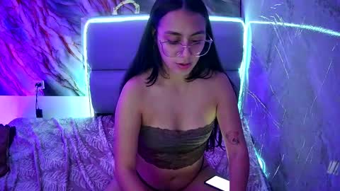 Freyja online show from February 1, 12:40 am