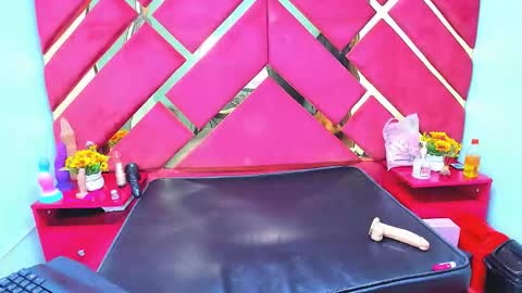 freyja_naugthy online show from November 27, 4:14 pm