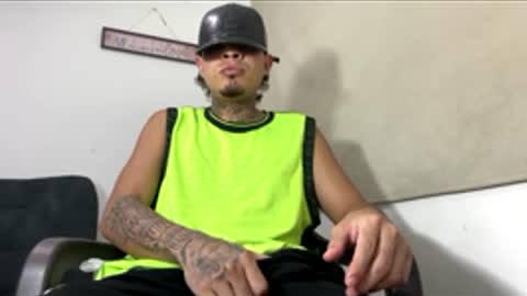 freyva_ online show from March 20, 5:12 am