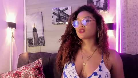 Frezzita online show from November 12, 9:06 pm