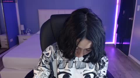 Snapshot of frida_lassi_ chatting on January 23, 11:58 am frida_lassi_ online show from January 23, 11:58 am