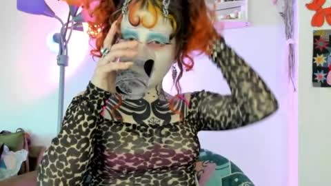 cherry online show from May 18, 2:10 am
