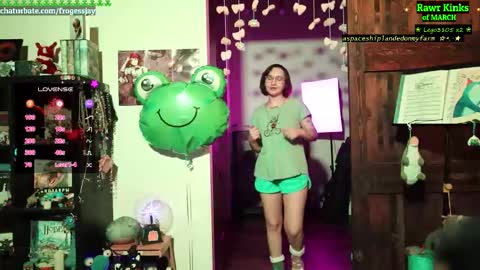   Jaywise Frogfoot  online show from March 9, 8:02 pm