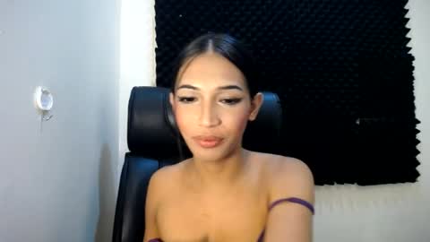 froschy_parker online show from June 21, 6:42 am