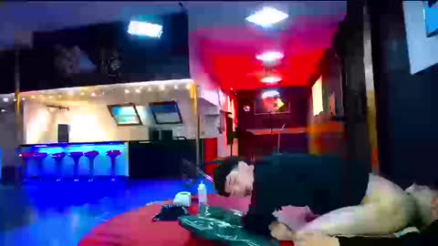 Snapshot of frotloops chatting on September 23, 6:47 pm THOMAS AND DAMIAND online show from September 23, 6:47 pm