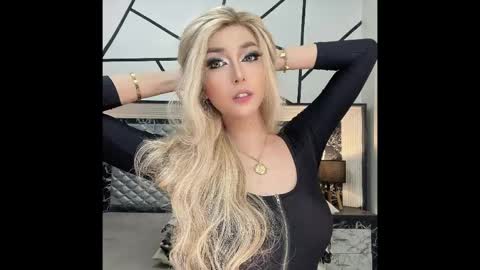 fu_jiaya online show from April 20, 5:27 pm