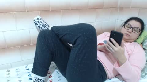 Ella online show from January 17, 5:32 am