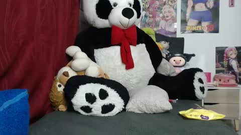 Mia and Gary  online show from February 7, 3:53 am