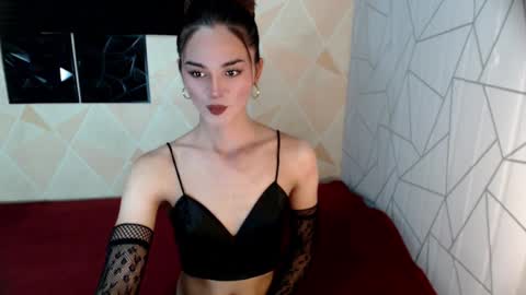 MISS IVANA online show from October 25, 1:06 am